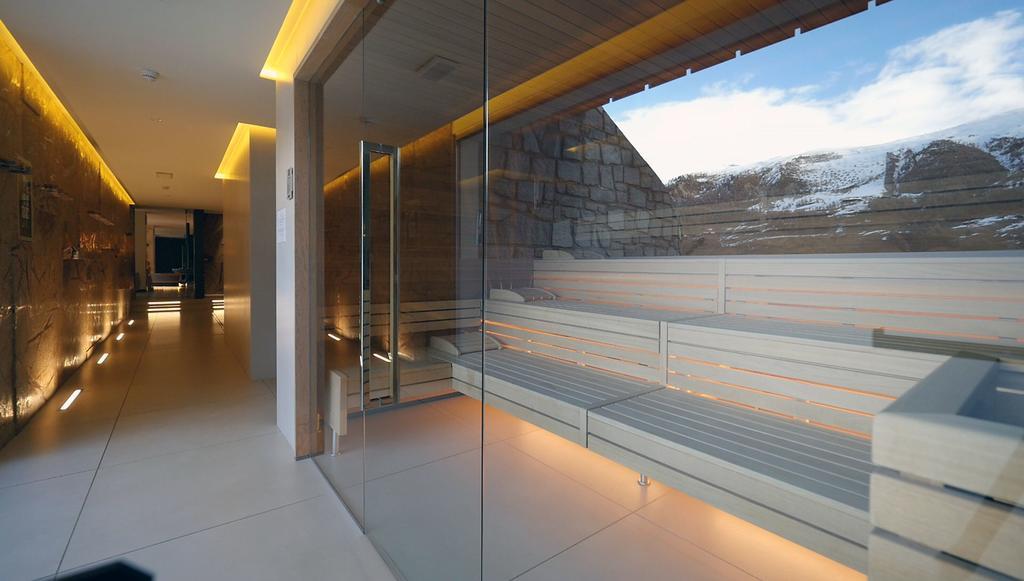 Alexander Charme Hotel 4*